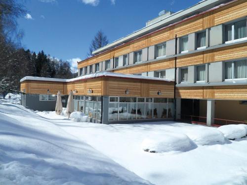  Apartment Kristall by Interhome, Pension in Mezzana bei Malè