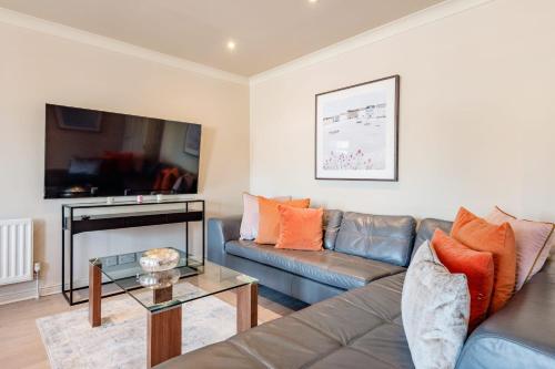 Picture of Stunning 3-Bedroom In The Heart Of London With Parking-Hosted By Sweetstay