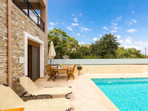  Apartment Athena in Vlikhádha