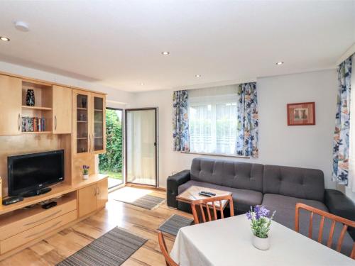 Holiday Home Laube by Interhome in Sankt Kanzian am Klopeiner See, Österreich