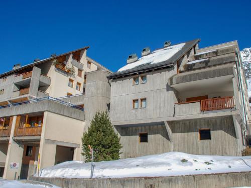 Apartment Mons Avium