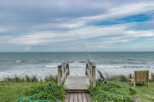 Oceanfront Elegance - Luxurious 6BR Beach House with Hot tub & spacious Balcony and Breathtaking Views!, Melbourne Beach (foto 5)