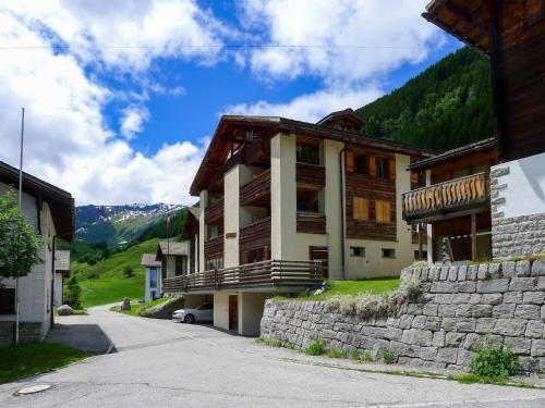 Apartment Alpetta by Interhome in Tschamut, Schweiz