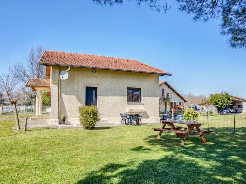 Holiday Home Peyroutic by Interhome