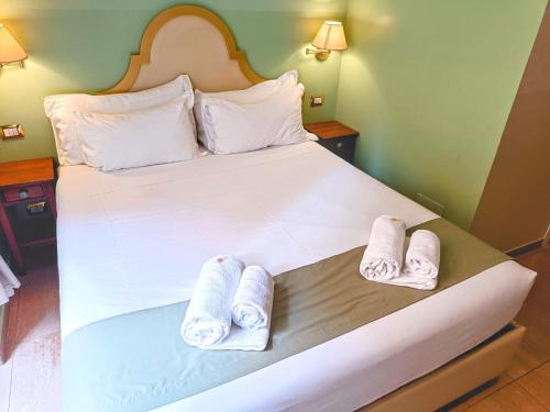 Roman Terrace - image 7