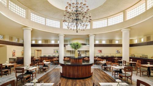 328254333 InterContinental Jordan by IHG