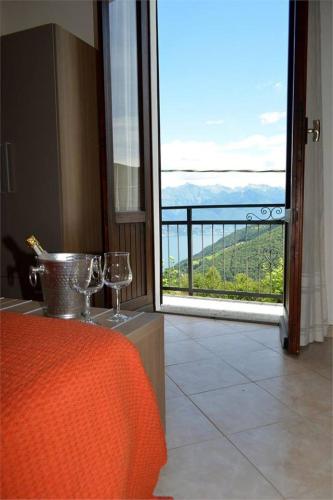 Double Room with Lake View