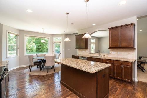 Lakefront view 5 bedroom home with basement in Fishers