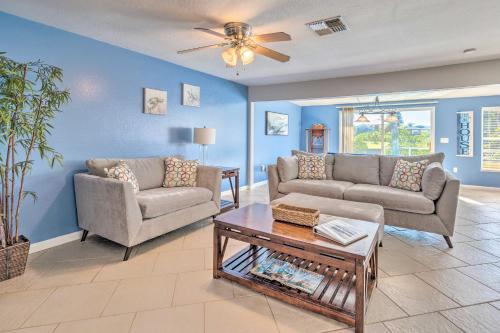 Pet-Friendly Waterfront Paradise with Dock on Gulf! - image 2