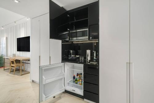 W South Beach Residences Studio Unit