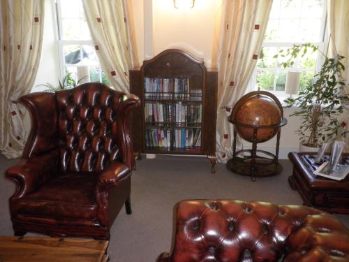 Longfrie Inn - image 4