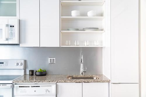 Park Avenue Condos by Barsala