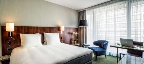 1 queen bed