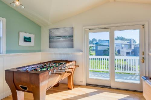 Etoile De Mer The Star of the Sea Luxurious Walk to Beach Pool Table, Foosball, Ping Pong VIEWS