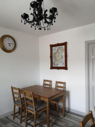 Facilities, Liberty House - Bundoran seaside family & surfers holiday home in Bundoran