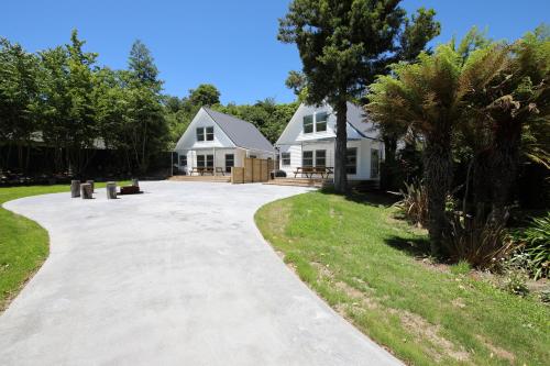 Gemini Lodge - image 2