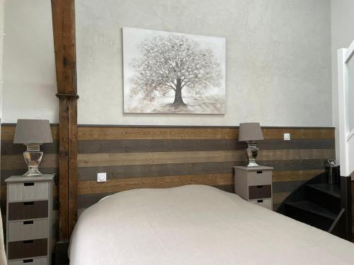 1 queen bed, 2 twin beds