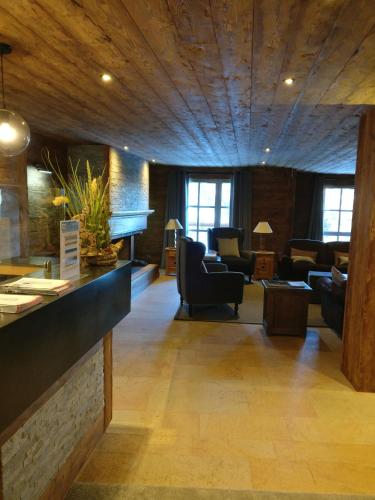 Lobby, Grande Marmotte, Ski aux pieds, Le Refuge du Montagnard, Arc 1950 in Arc 2000