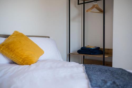 Amazing new 3 double bed house in staple hill!