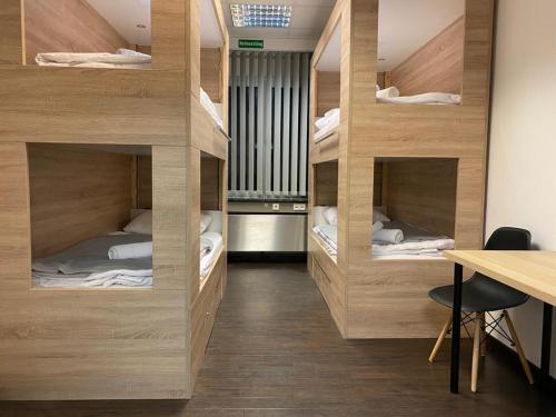 4 bunk beds