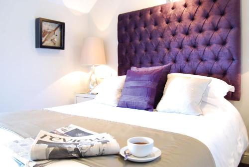 The Pheasant Pub at Gestingthorpe Stylish Boutique Rooms in The Coach House - Accommodation - Gestingthorpe