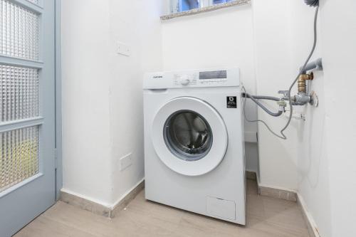 Alessia's Flat- Fantoni