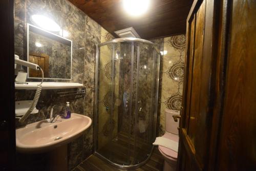 Authentic and Luxurious B&B Hotel Room Surrounded by Nature in Antalya
