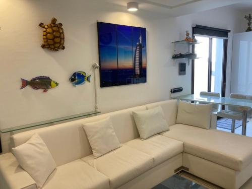 Diar El Rabwa Modern Apartment with Free WiFi and Private Balcony