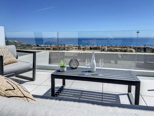 Via Celere 2334 Luxury Sea View Penthouse - Bahia de Casares