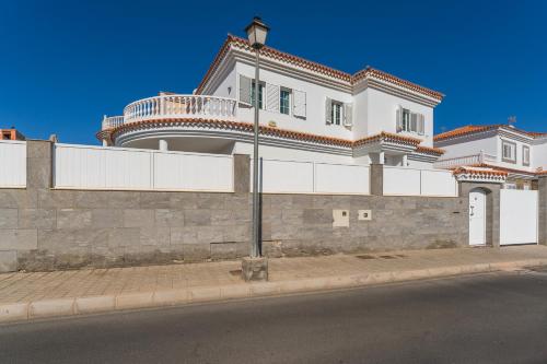 Villa with Private Pool image 2
