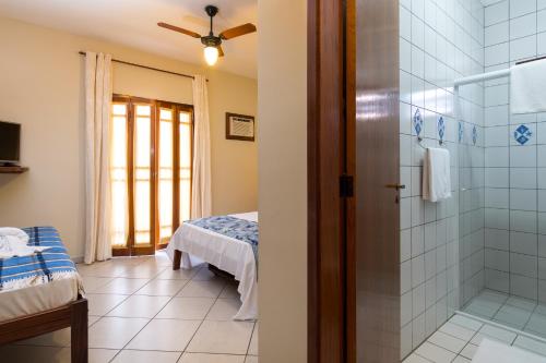 Standard Triple Room image 8