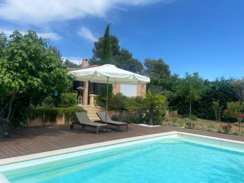Villa de 3 chambres avec piscine privee jardin clos et wifi a Saint Julien gîte à louer Gréoux-les-Bains