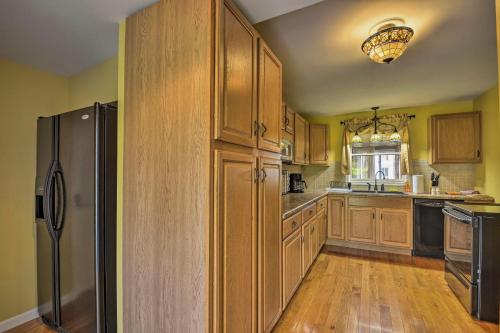 Spacious Home by Finger Lakes and Watkins Glen! in Burdett, USA