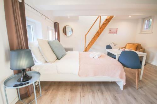 Lille Centre - Nice cozy and functional ap