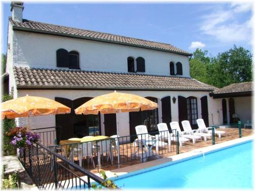 Villa de 5 chambres avec piscine privee jardin et wifi a Chauzon a 3 km de la plage gîte à louer Chauzon