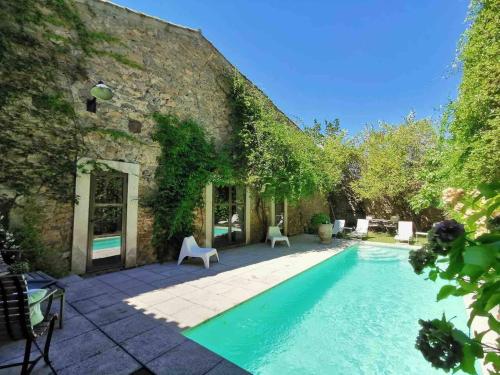 Villa spacieuse avec piscine à Pouzols-Minervois gîte à louer Pouzols-Minervois