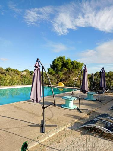 Villa de 16 chambres avec piscine privee sauna et jardin clos a Mouries gîte à louer Golf Servanes