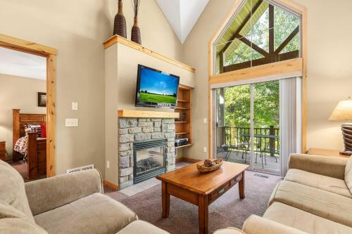 Fall Retreat on Gull Lake Bike Golf Leaf Peep! - main image