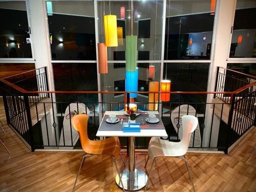 Hotel Colores – Merlo, ND