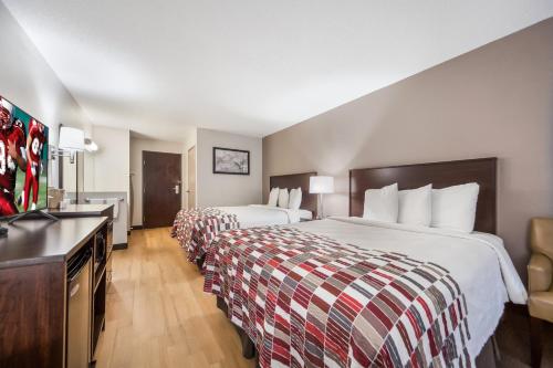 Red Roof Inn & Suites Omaha - Council Bluffs - image 10