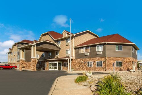 Red Roof Inn & Suites Omaha - Council Bluffs