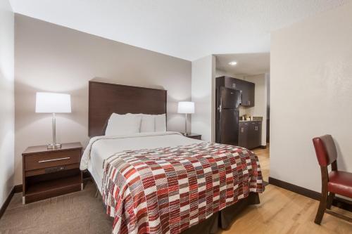 Red Roof Inn & Suites Omaha - Council Bluffs