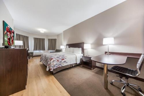 Red Roof Inn & Suites Omaha - Council Bluffs - image 14