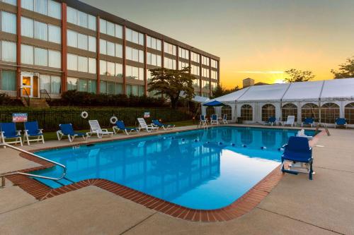 Clarion Hotel and Conference Center Exton West Chester - image 11
