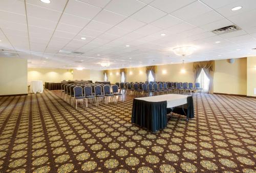 Clarion Hotel and Conference Center Exton West Chester - image 14