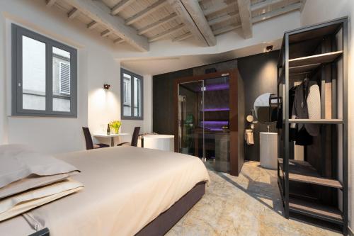 F1RST Suite Apartment & SPA 1