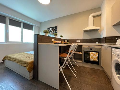 Designer Apartment with Views