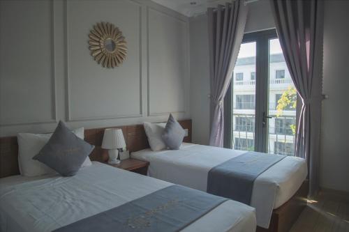 2 twin beds