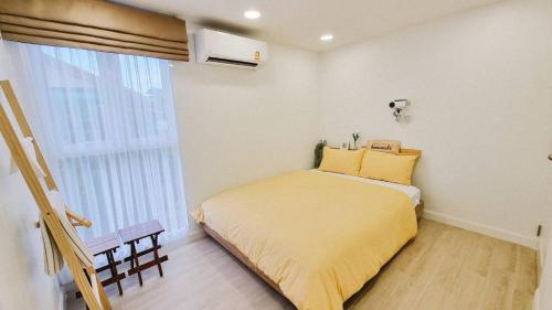 Bloomin' Moon hostel & cafe, Chiang Mai Old Town – Chiang Mai, 
