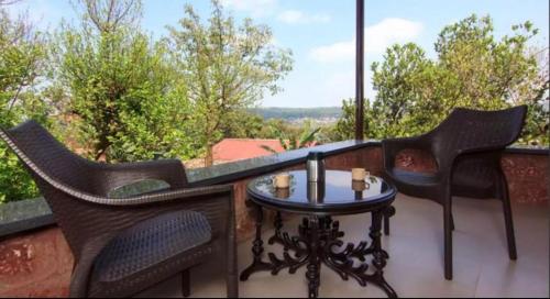 GUNAJI BUNGALOW 4BHK